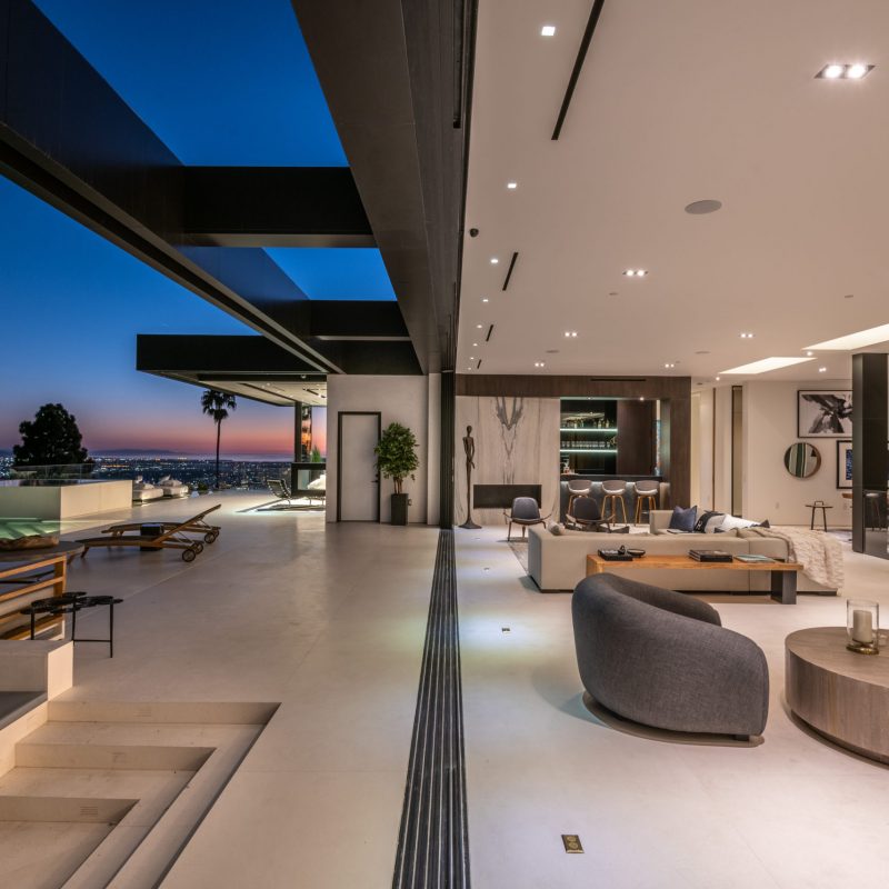 Blue Jay Way - Living